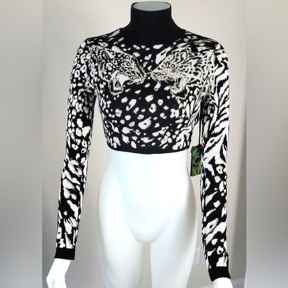 DUNDAS x REVOLVE Kimy Turtleneck in Monochrome Crop Tiger Wool Sweater